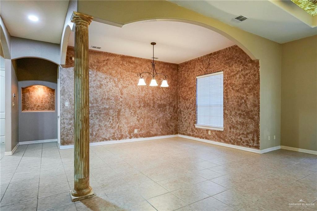 Photo 6 of 1510 Calle Espana Avenue