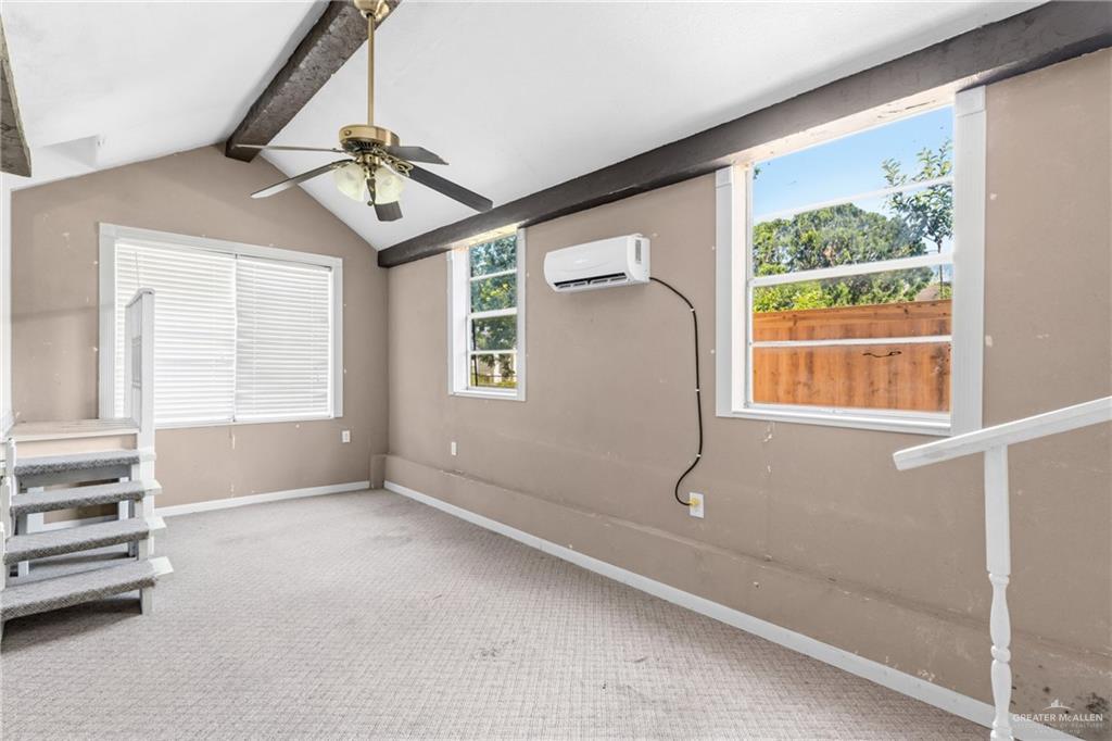 Photo 20 of 742 Palm Heights Street