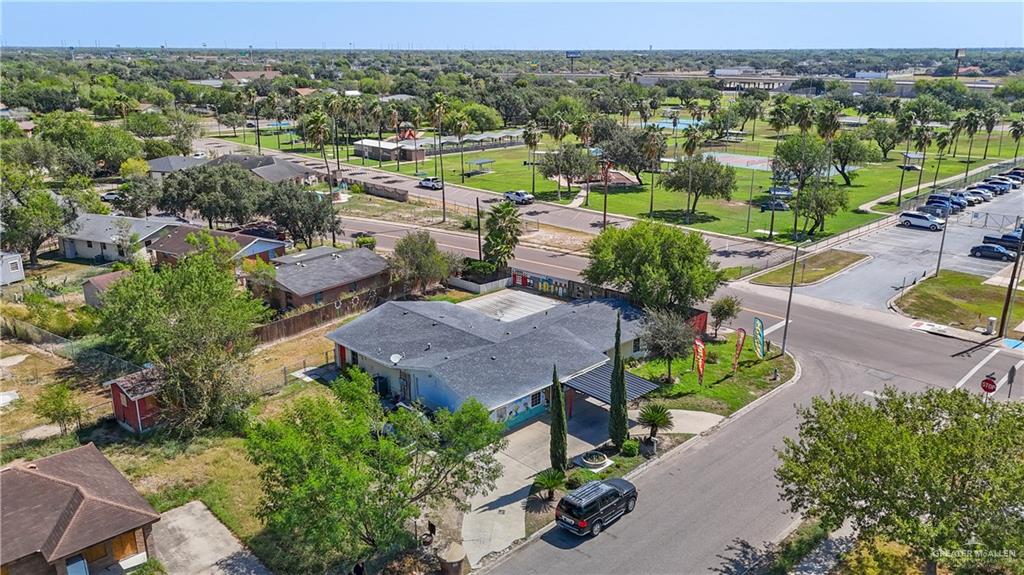 Photo 3 of 1121 Saltillo Street