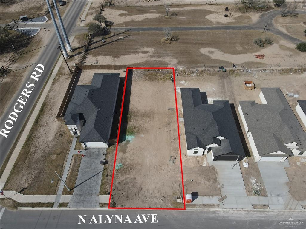 Photo 3 of 2805 Alyna Avenue