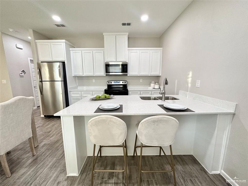 Photo 6 of 1509 Shavano Drive