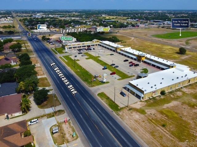 Photo 3 of 810 Veterans Boulevard #L&M