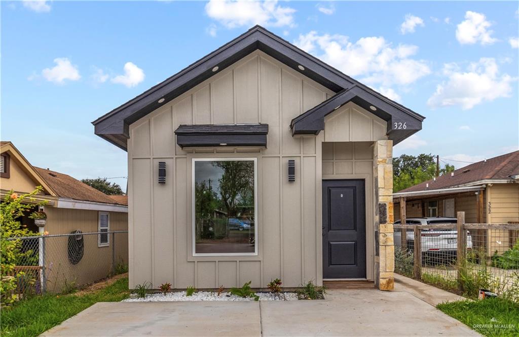 Photo 2 of 326 4th Street #A