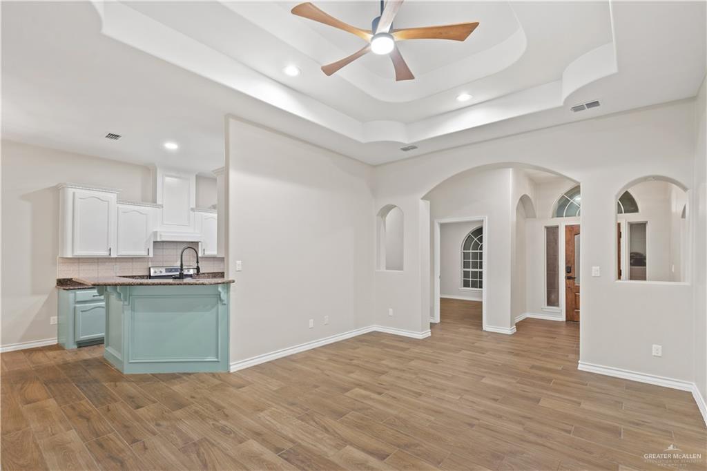 Photo 2 of 3412 Kilgore Avenue