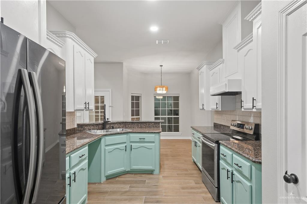 Photo 4 of 3412 Kilgore Avenue