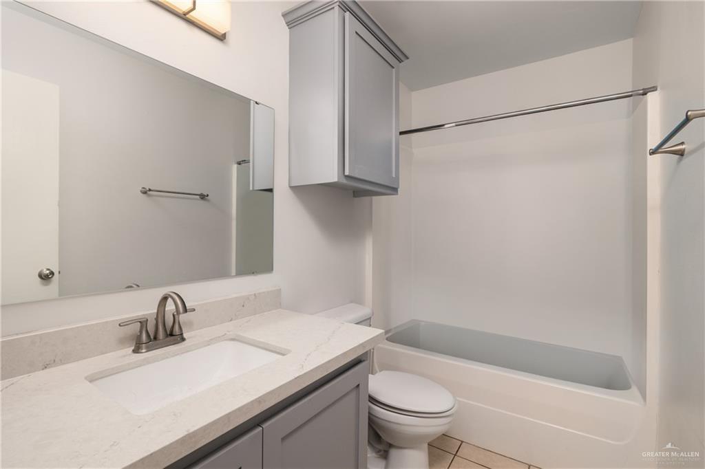 Photo 7 of 1609 Nassau Street