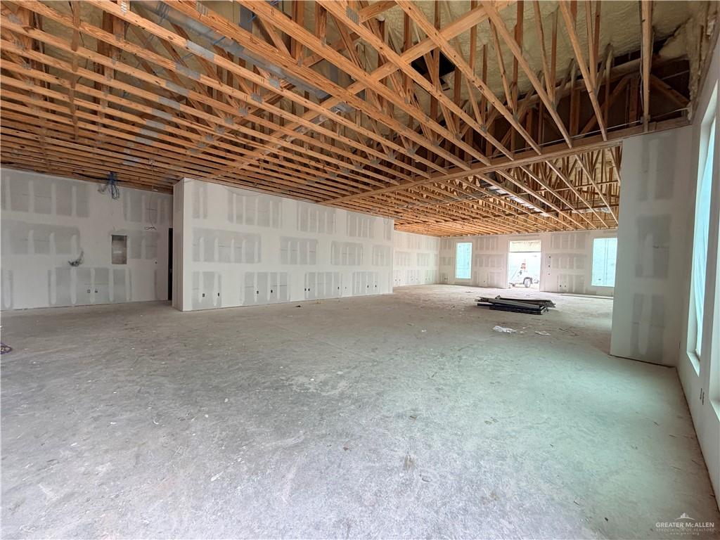 Photo 4 of 1801 Veterans Boulevard #6