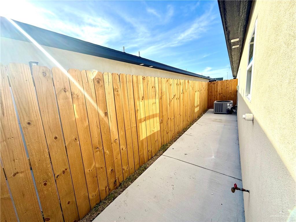 Photo 11 of 2705 Brookside Bend Street #3