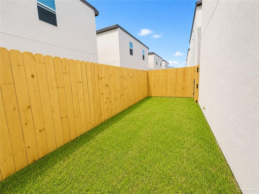 Photo 6 of 4213 Hummingbird Avenue #91A