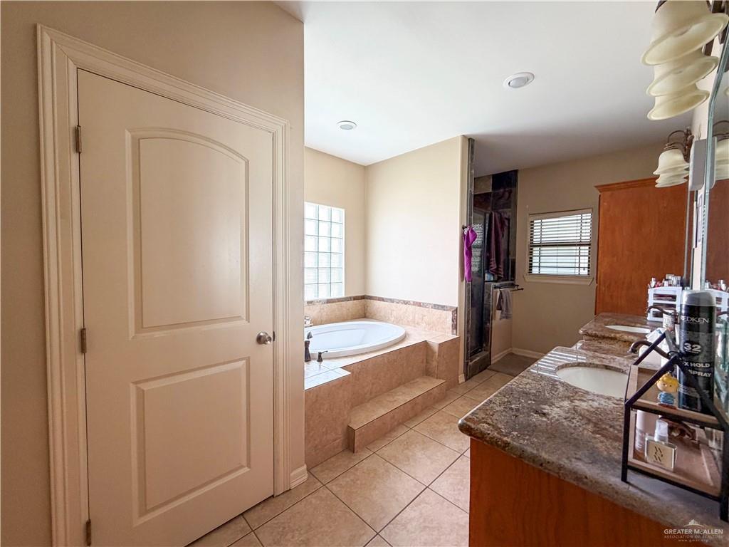 Photo 14 of 5604 Curry Road