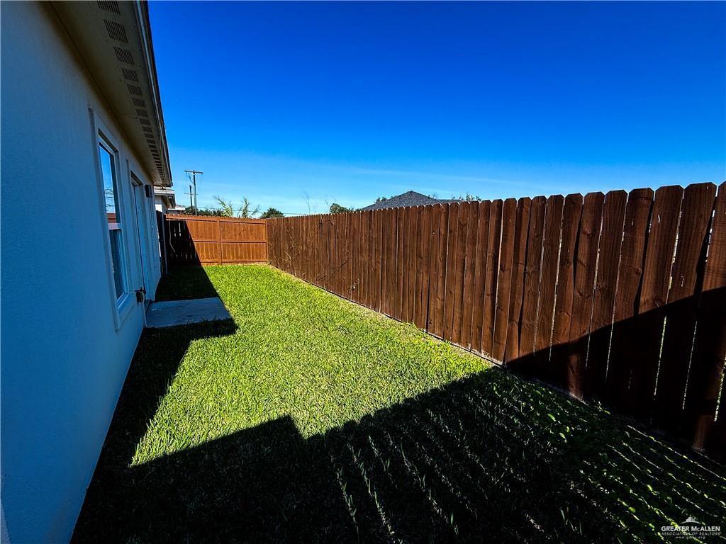 Photo 15 of 1602 Angelina Drive #2