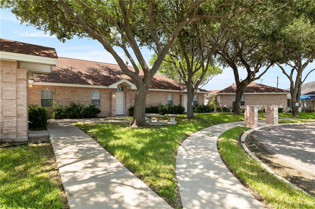 Photo 1 of 1603 Lexington Circle, Edinburg