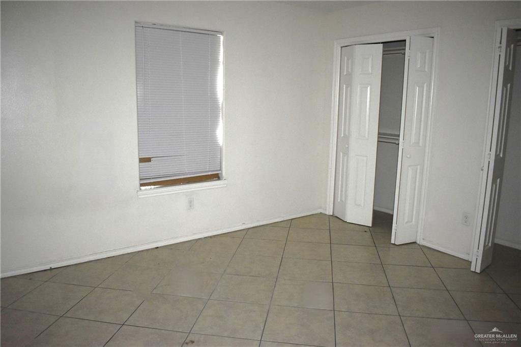 Photo 19 of 301 Albatross Avenue