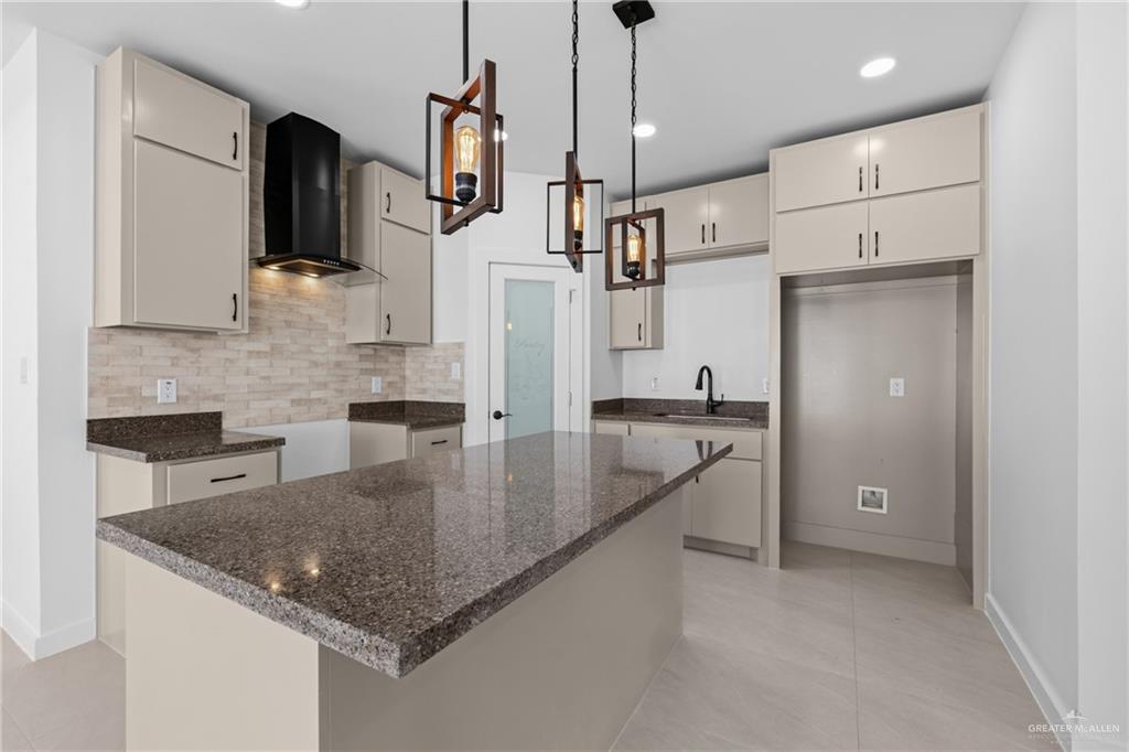 Photo 5 of 6311 Lancelot Drive