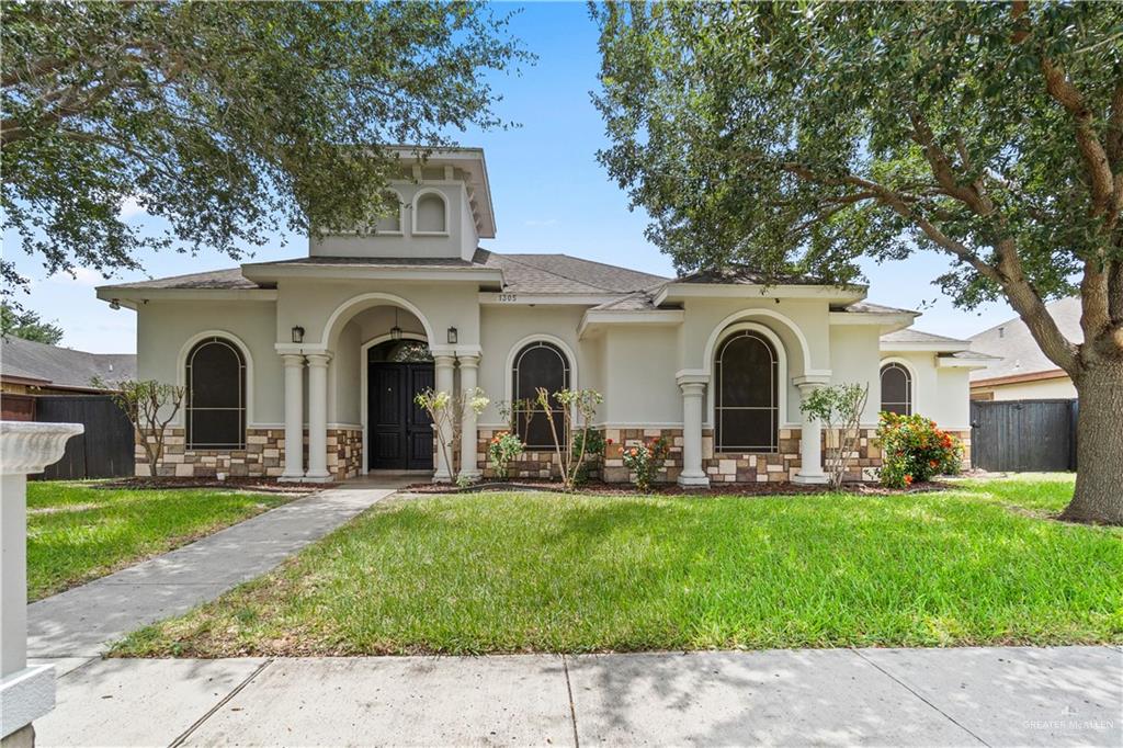 Photo 1 of 1305 Park Drive, Pharr
