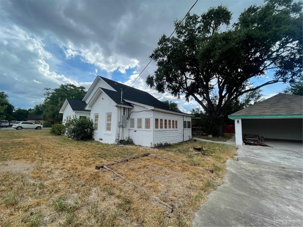 Photo 21 of 129 Jones Avenue
