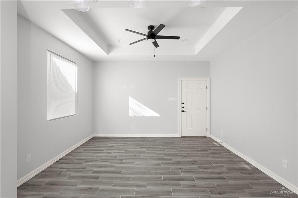 Photo 6 of 508 Onyx Avenue #3
