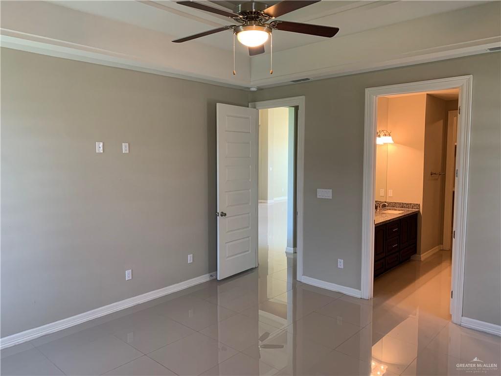 Photo 6 of 5120 Kendlewood Avenue