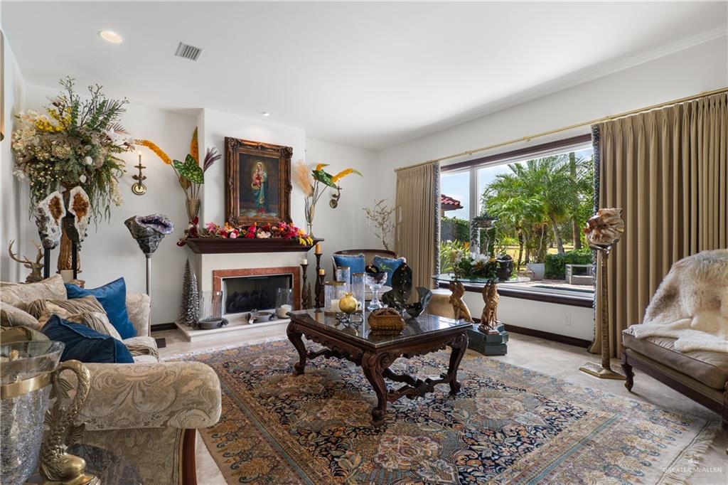 Photo 7 of 1617 Palm Valley Drive