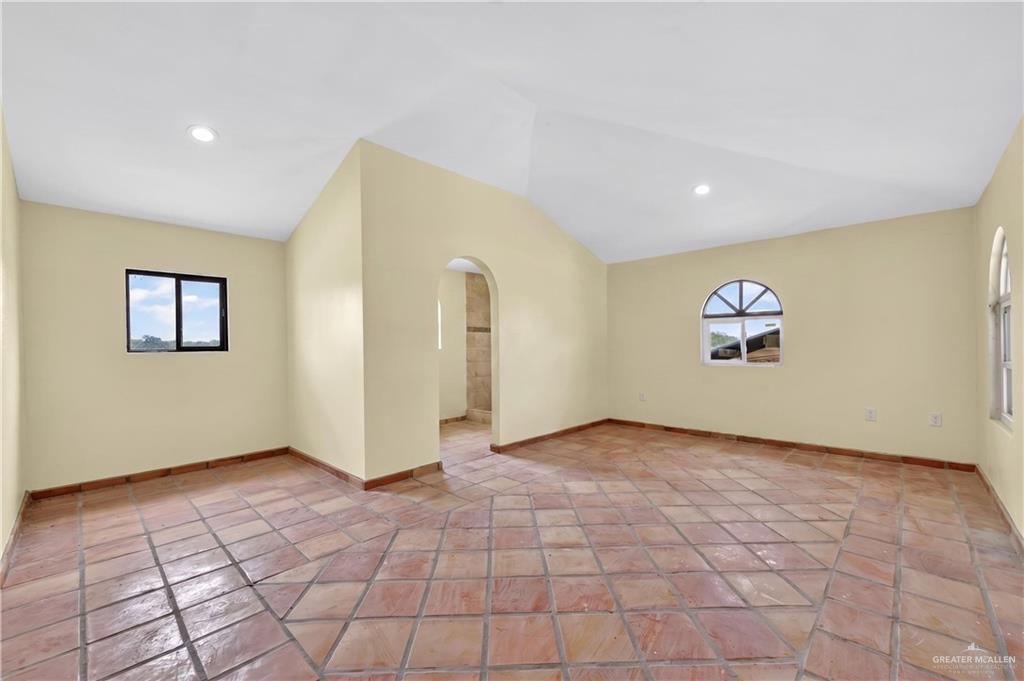 Photo 14 of 8511 Bentsen Palm Drive