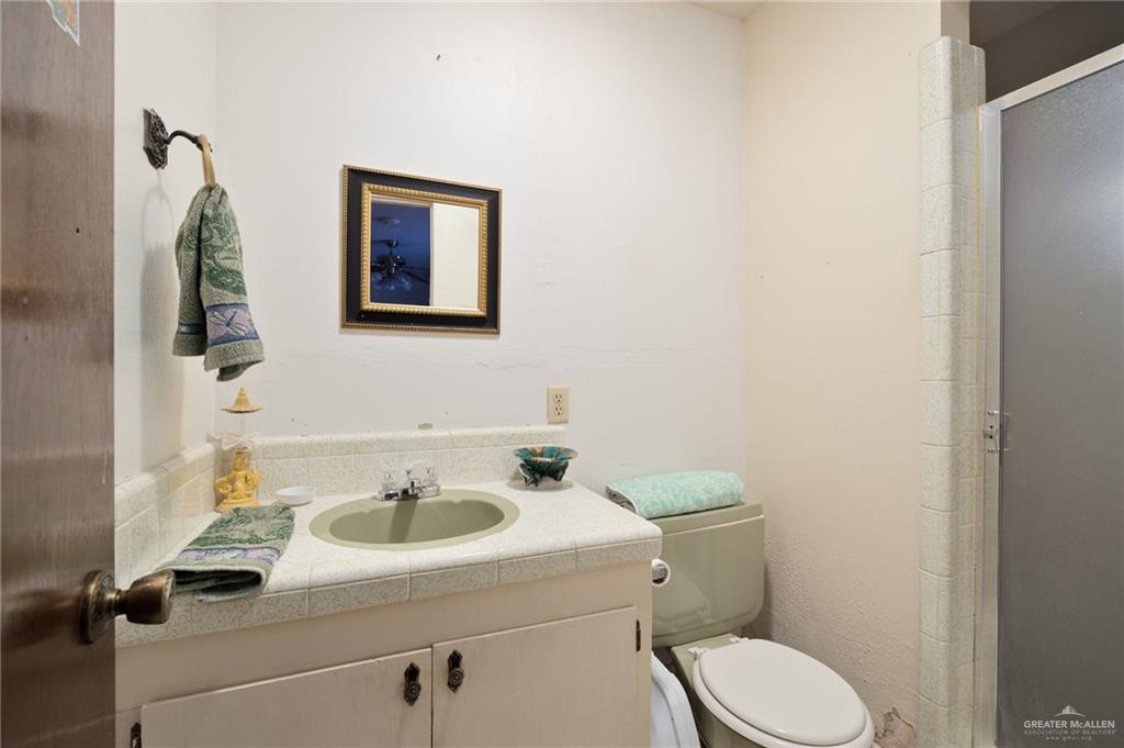 Photo 10 of 705 Garcia Street