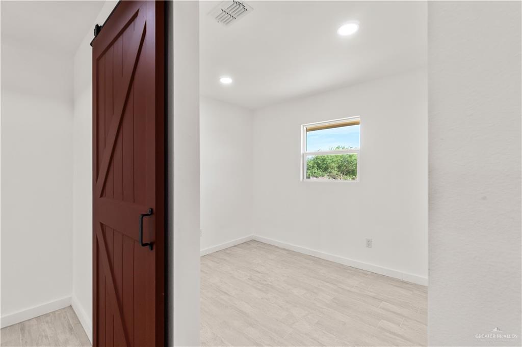 Photo 4 of 29736 Zillock Road