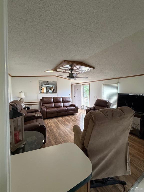 Photo 12 of 39 Blackhawk Avenue