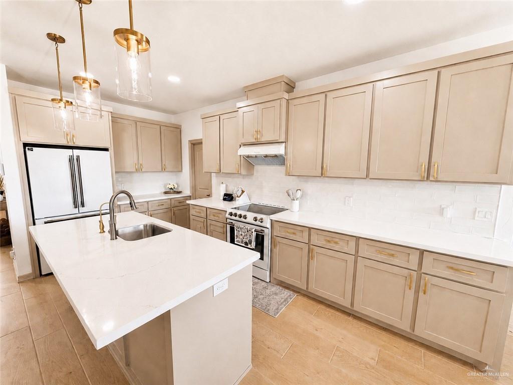 Photo 8 of 2509 Cartier Drive