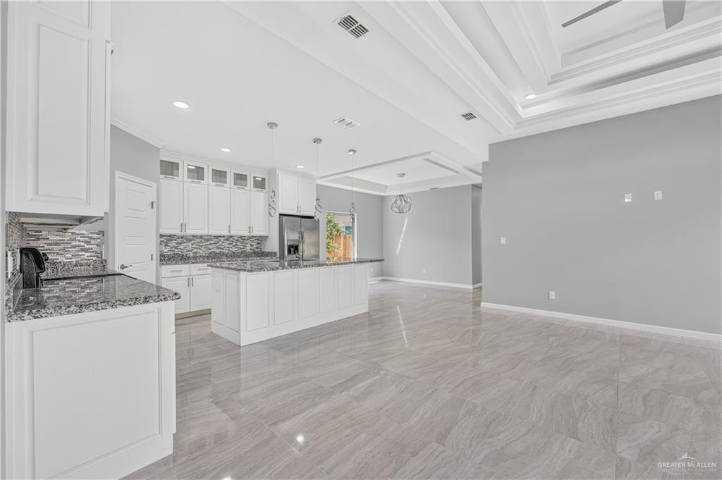 Photo 3 of 3401 Showboat Drive