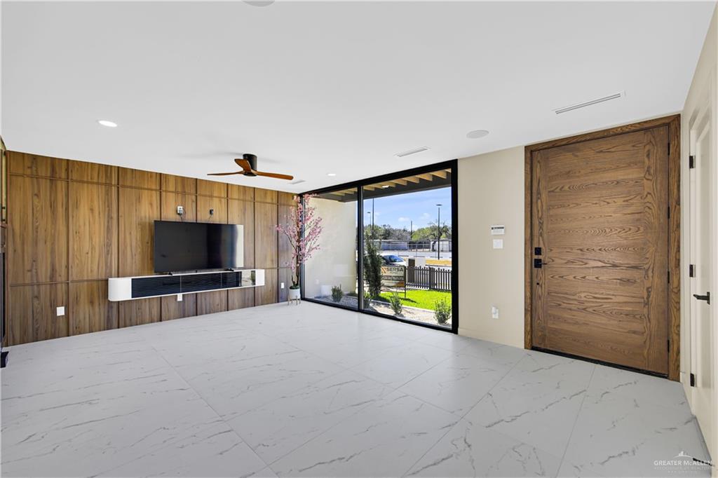 Photo 5 of 1406 7th Avenue