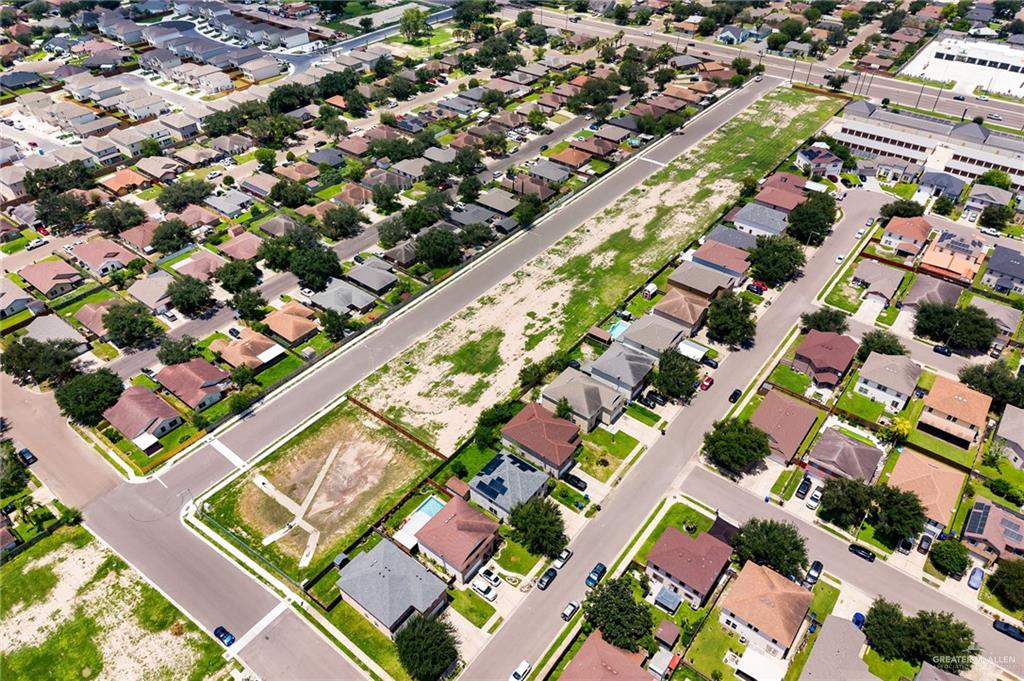 Photo 9 of 3600 Zinnia Avenue