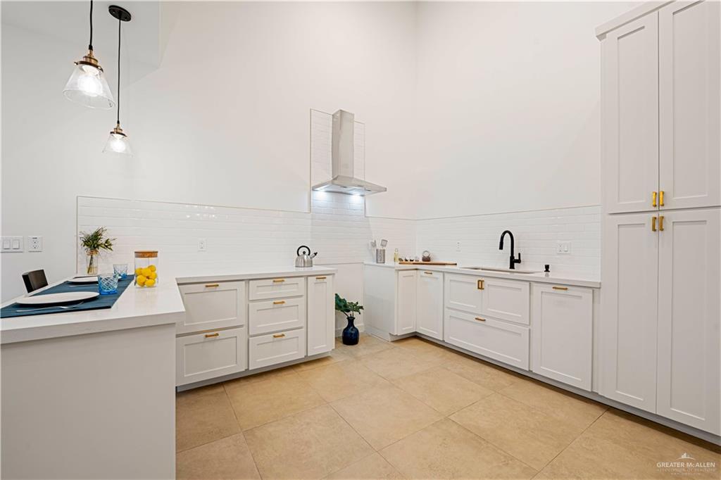 Photo 6 of 2641 Warbler Avenue