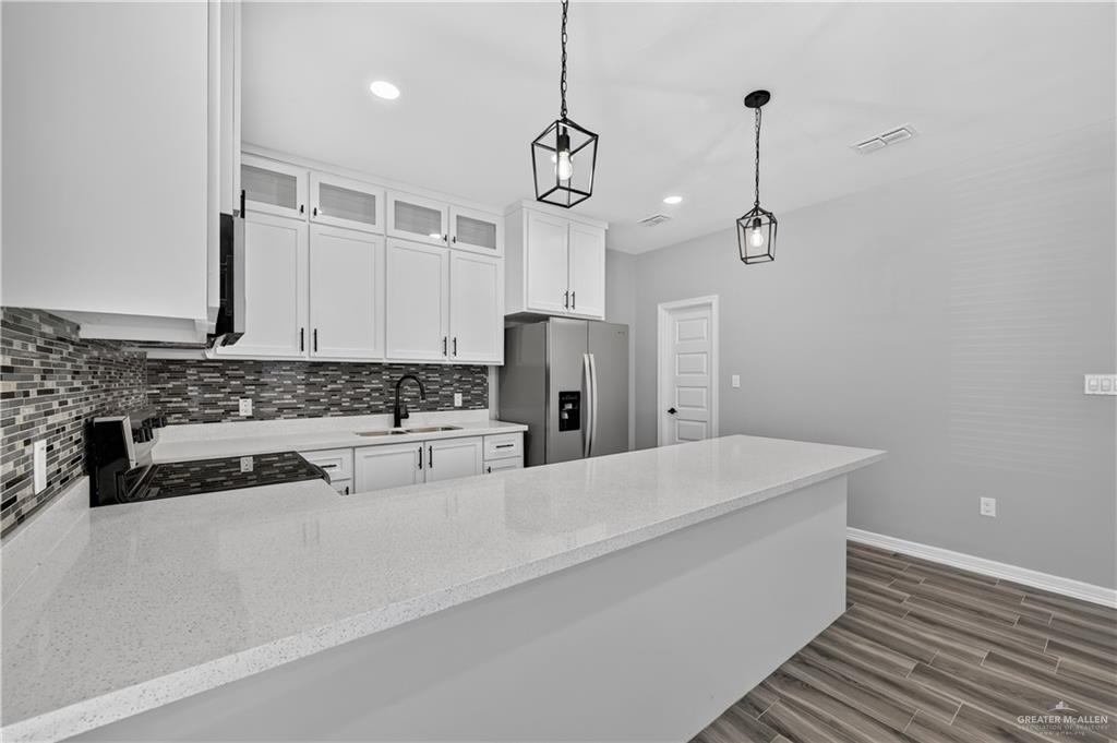 Photo 10 of 2801 Bald Cypress Avenue