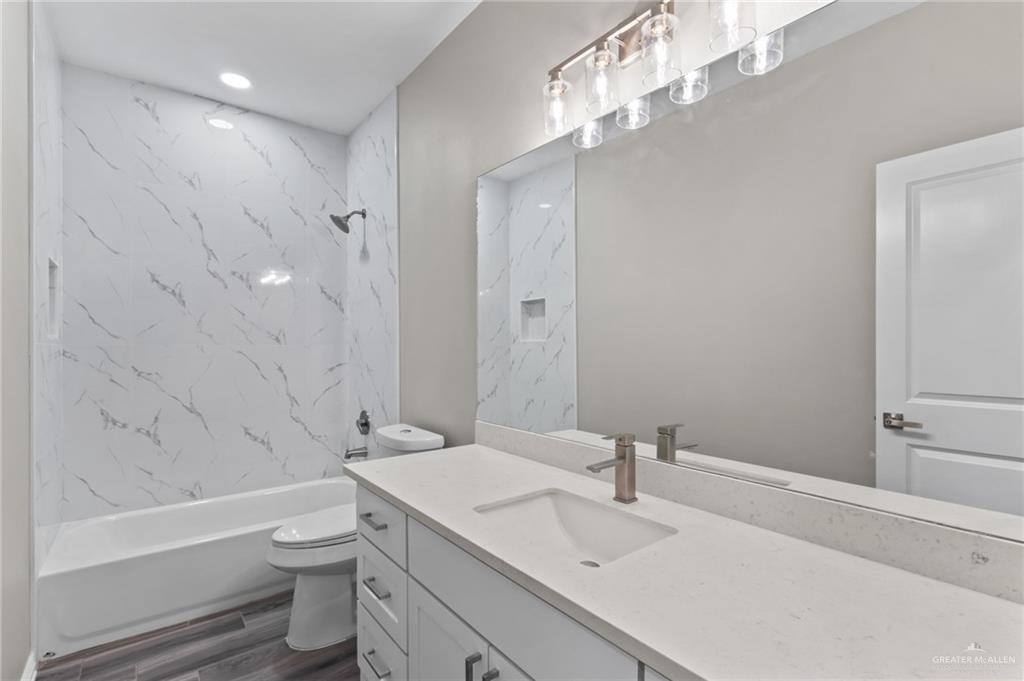 Photo 8 of 2604 Brownjay Street #2