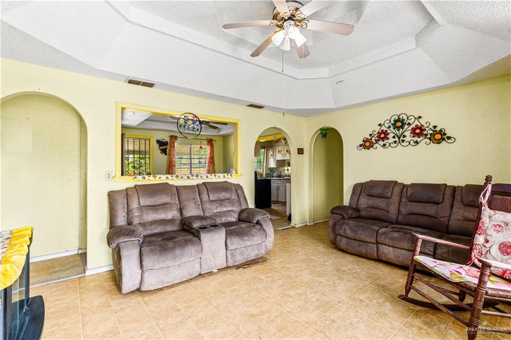 Photo 3 of 409 24th Street