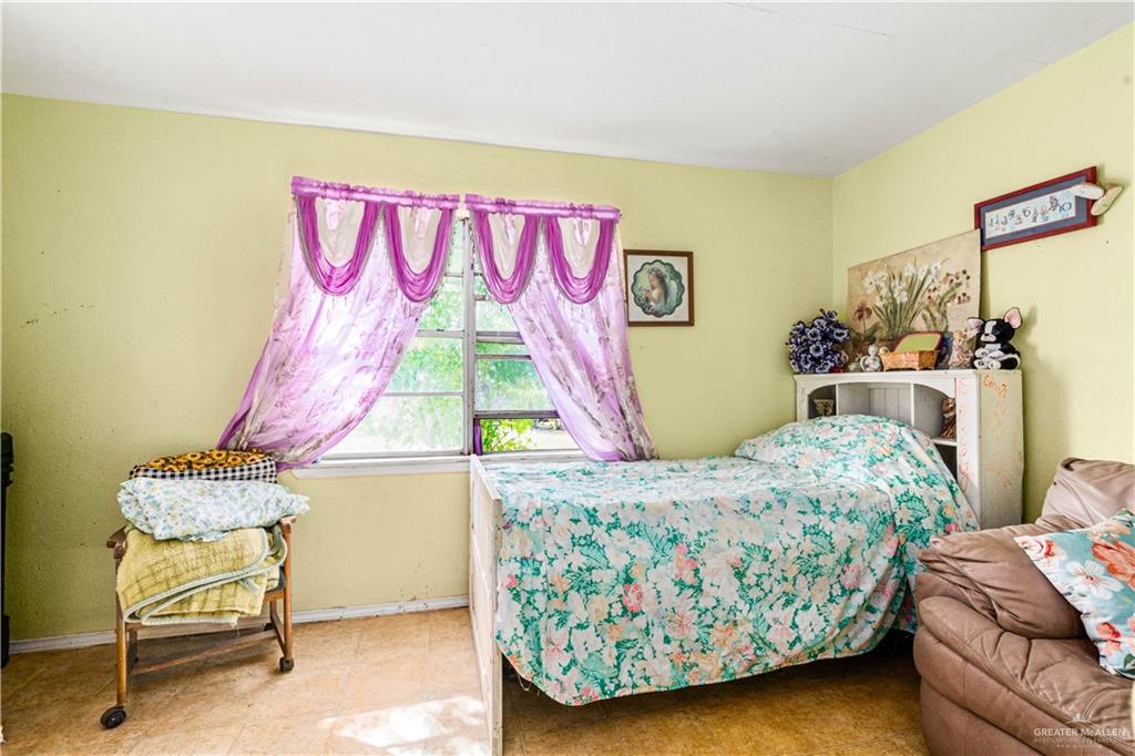Photo 8 of 409 24th Street