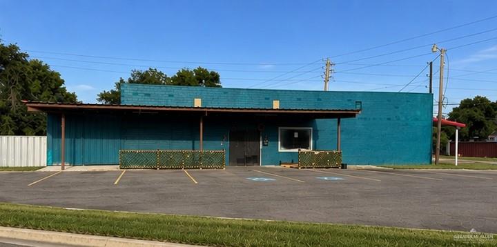 Photo 5 of 715 6th Street
