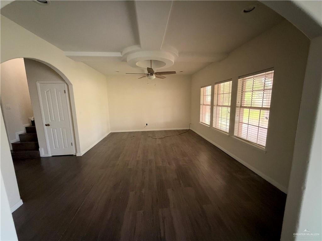 Photo 3 of 3302 Santa Rita Street