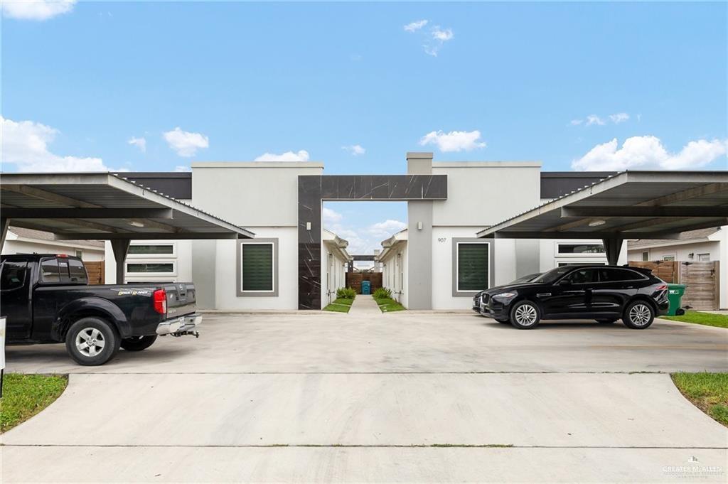 Photo 1 of 907 Carmel Avenue, Pharr