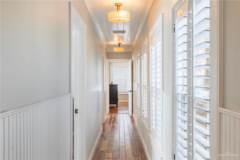 Photo 39 of 1709 Tamarack Avenue