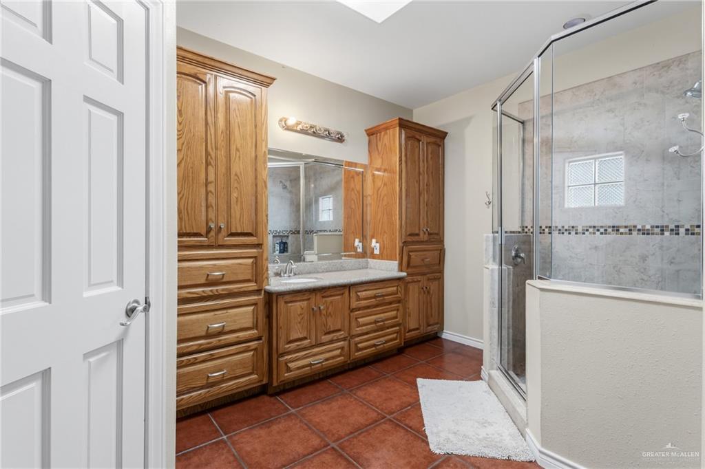 Photo 37 of 1508 Thornwood Drive