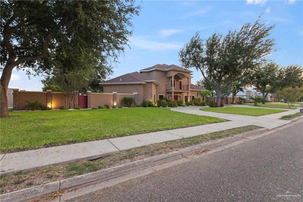 Photo 5 of 1508 Thornwood Drive
