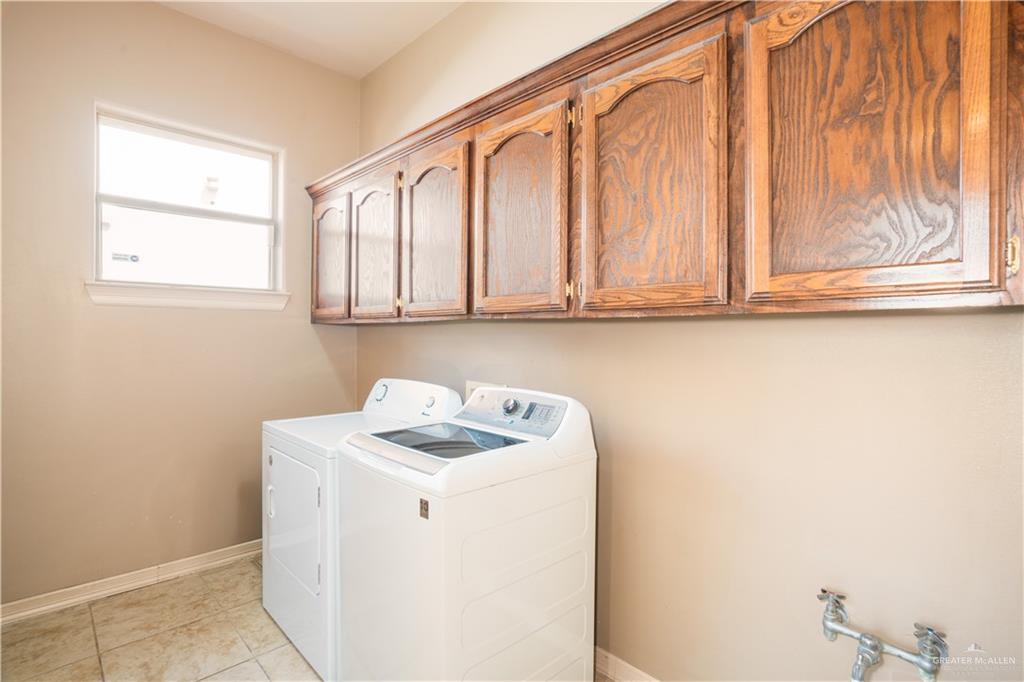 Photo 8 of 1104 Frio Street