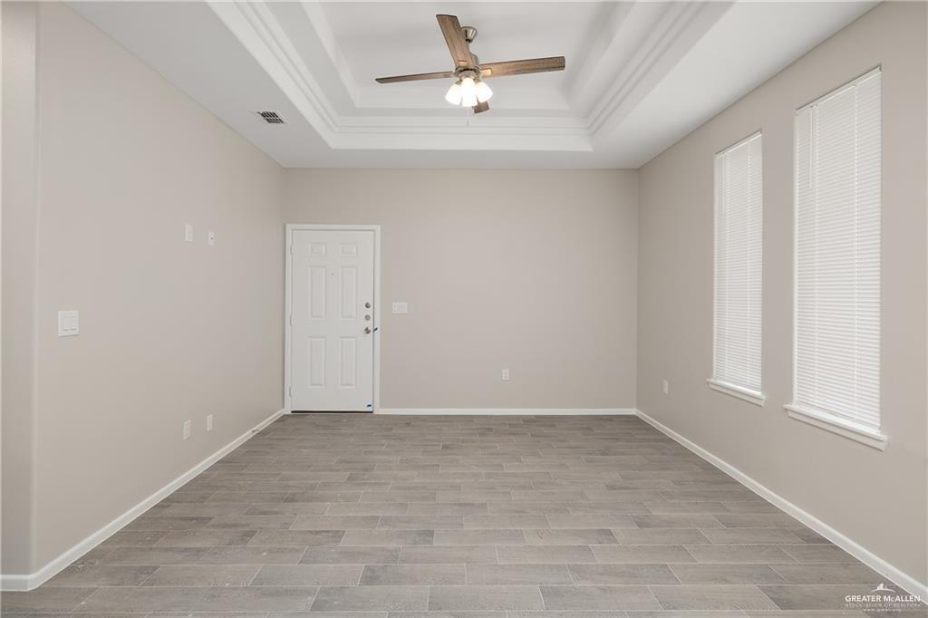 Photo 14 of 2704 Harrison Avenue #1