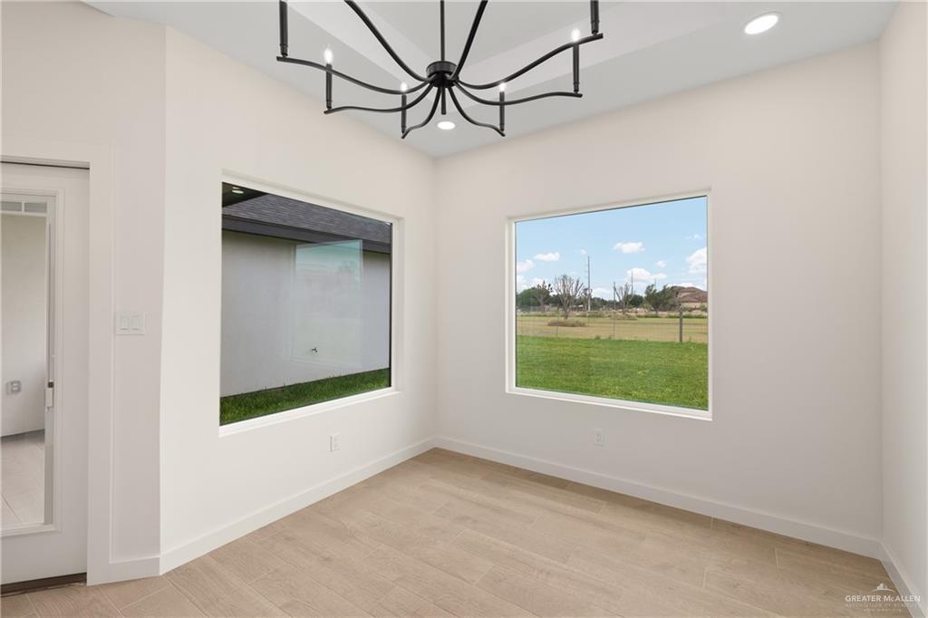 Photo 6 of 2809 Alyna Avenue