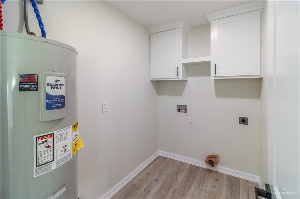 Photo 13 of 3304 Dichoso Avenue
