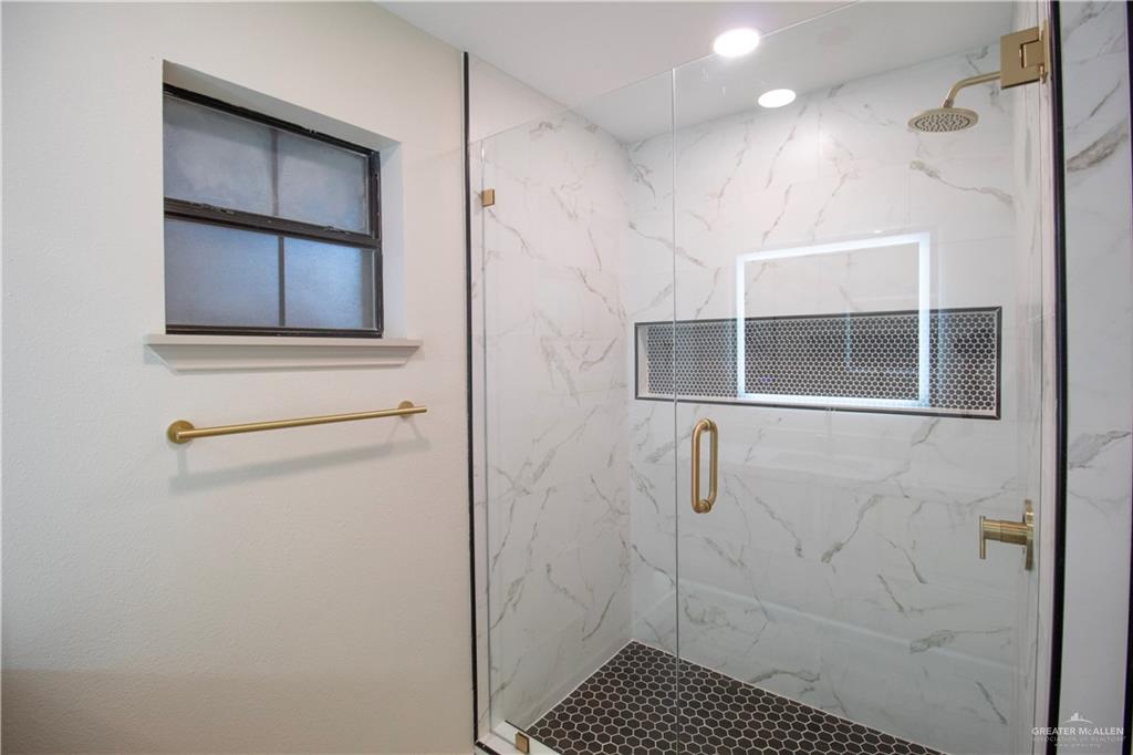 Photo 17 of 1615 Gloria Ann Drive