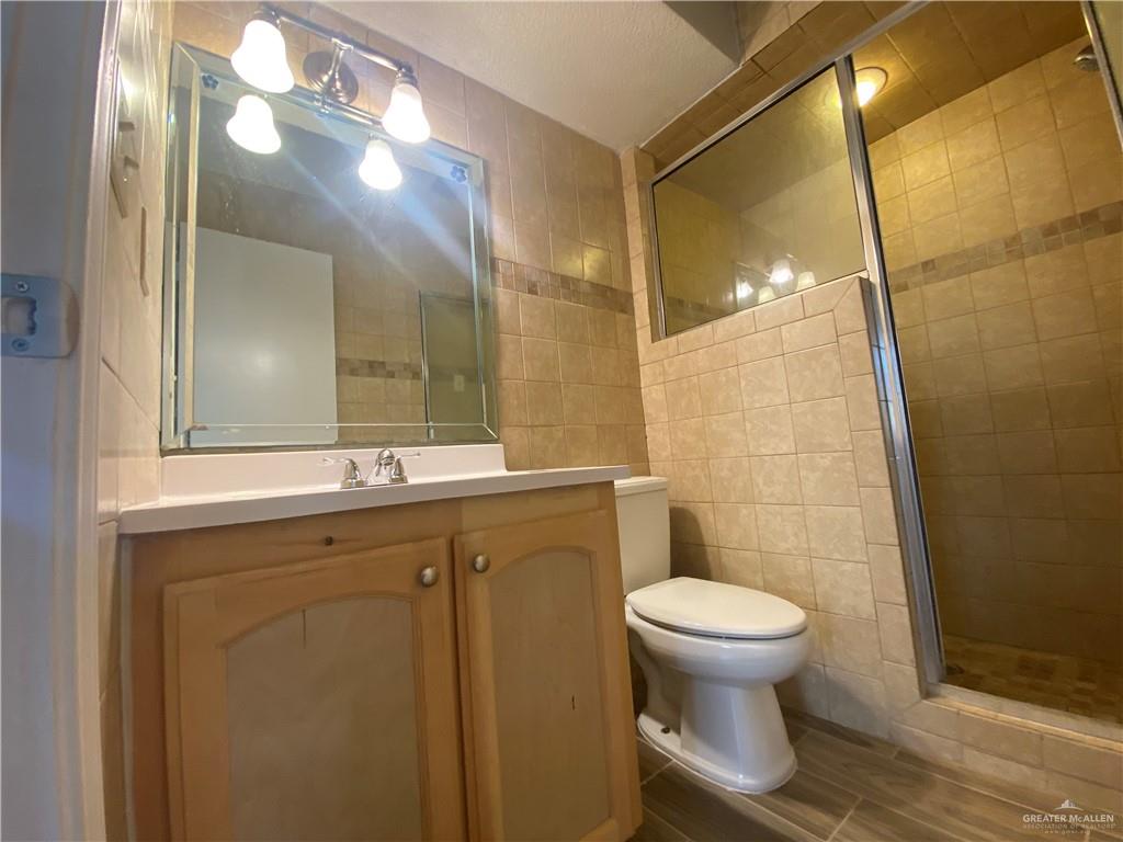 Photo 12 of 2203 Coma Avenue
