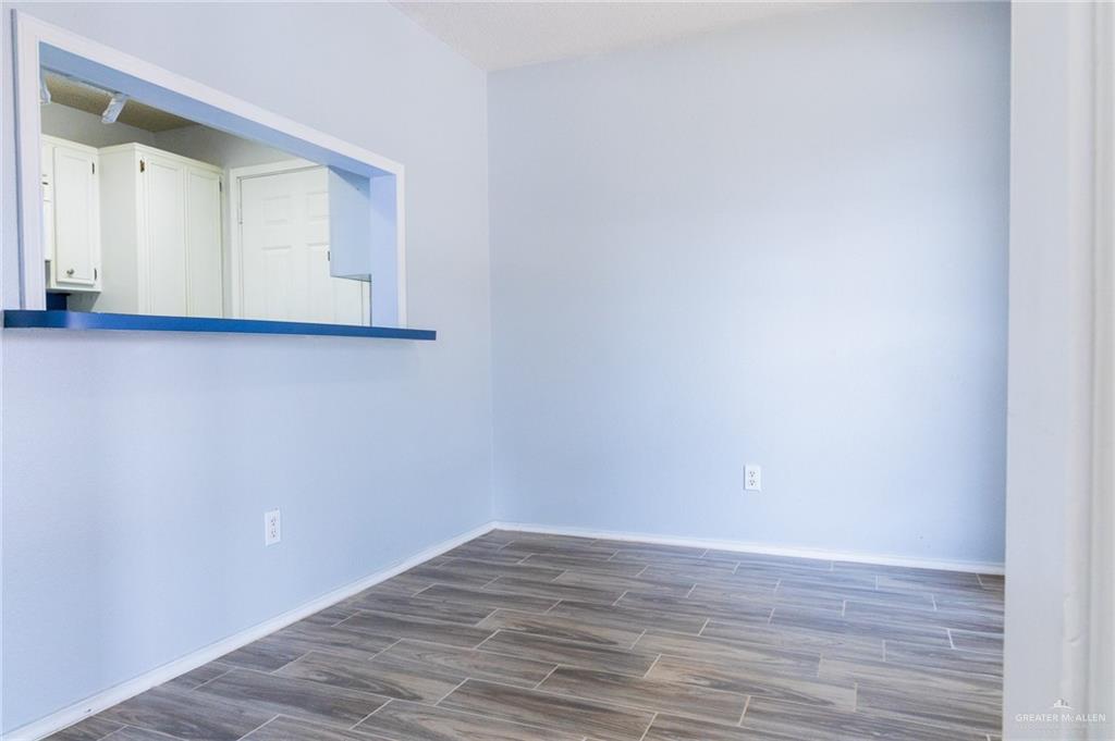 Photo 8 of 2203 Coma Avenue