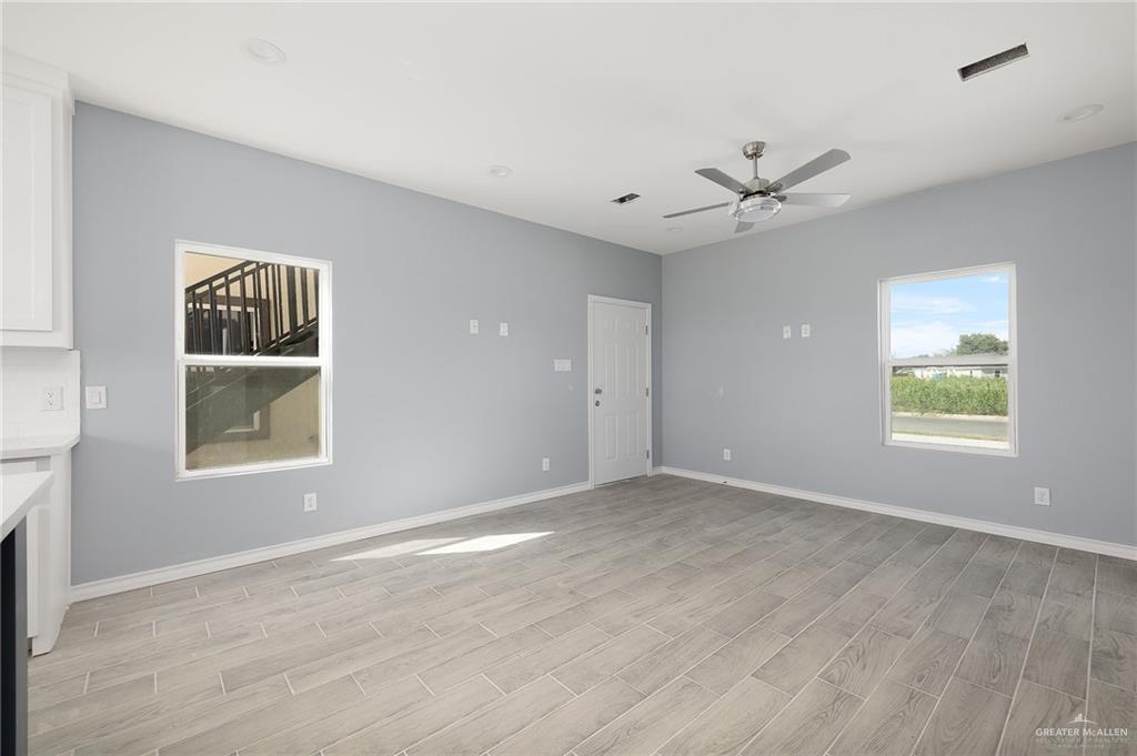 Photo 3 of 2602 Clearview Street